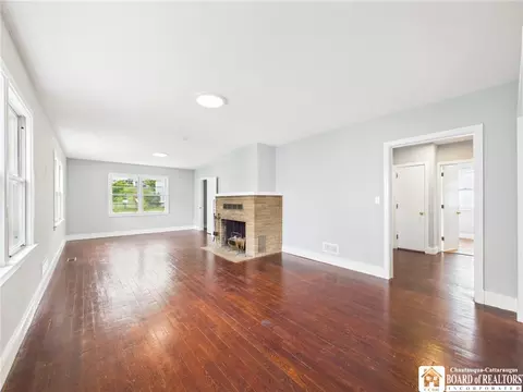 Living - 42 Elm St, Eldred, PA 16731 photo 1 of 6