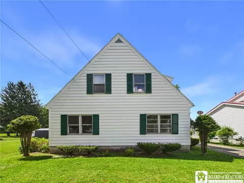 Exterior - 42 Elm St, Eldred, PA 16731 photo 2 of 5