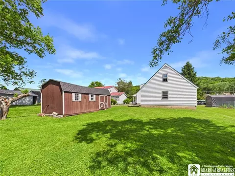 Exterior - 42 Elm St, Eldred, PA 16731 photo 5 of 5