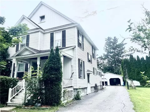 457 N Seward Ave, Auburn, NY 13021