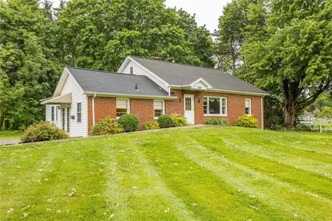 1525 Elmwood Ave, Brighton, NY 14620