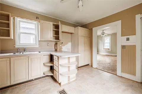 409 E Miller St, Arcadia, NY 14513 photo 6