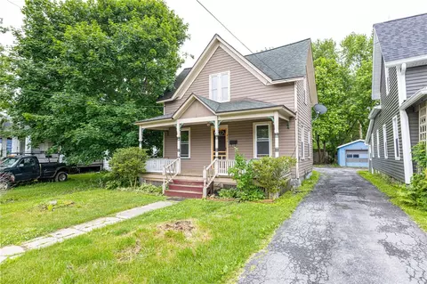 409 E Miller St, Arcadia, NY 14513 photo 2