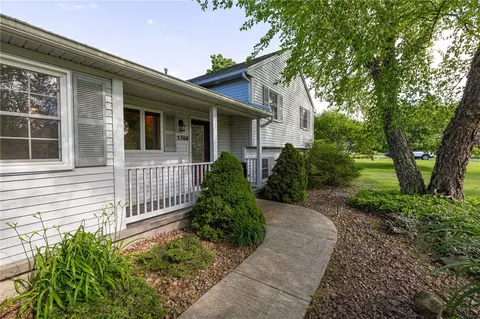 5766 Coppersmith Trl, Ontario, NY 14519