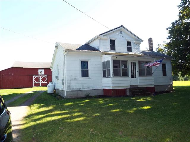 6136 Joy Rd, Sodus, NY 14551