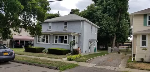 127 W 8th St, Elmira, NY 14903