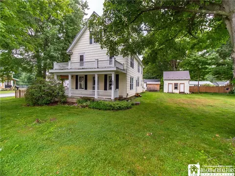 2835 Greenhurst Ave, Ellery, NY 14742