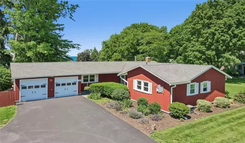 536 Lake Rd, Webster, NY 14580