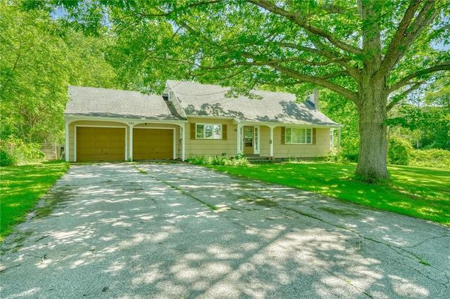 296 Kirk Rd, Greece, NY 14612