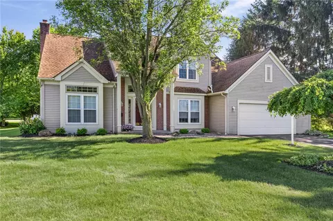 55 Shannon Gln, Perinton, NY 14450