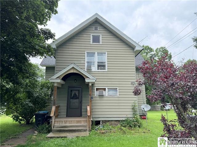 83 Ivory St, Carroll, NY 14738