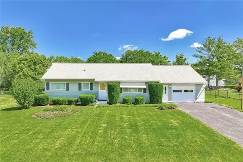 40 Chiltern Rd, Rochester, NY 14623