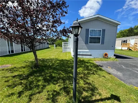 1021 Waterloo Geneva Apt 84 Rd, Waterloo, NY 13165