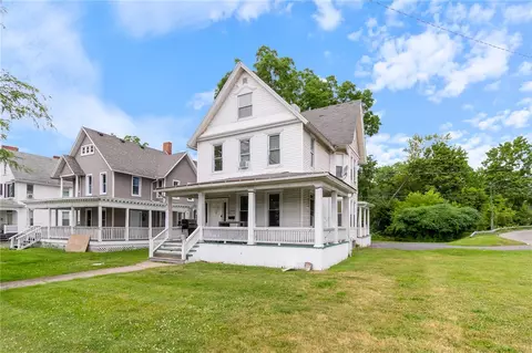 68 Hamilton St, Geneva, NY 14456