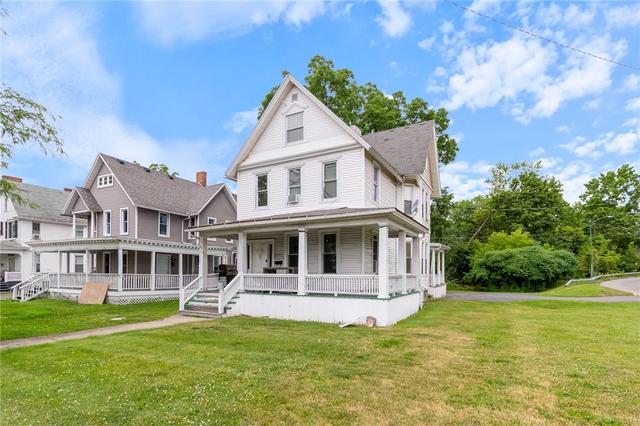 68 Hamilton St, Geneva, NY 14456