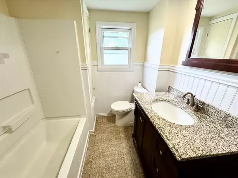 Bath - 304 E Main St, Elbridge, NY 13060 photo 3 of 4