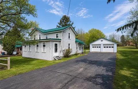 4321 State Route 414, Fayette, NY 13065