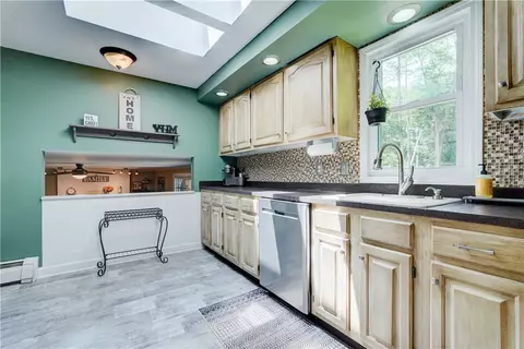 Kitchen - 643 Chatelaine Dr, Webster, NY 14580 photo 1 of 3