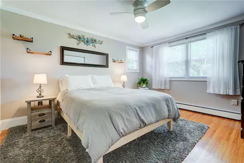 Bedroom - 643 Chatelaine Dr, Webster, NY 14580 photo 5 of 6