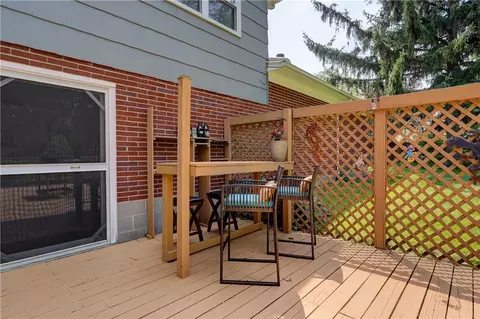 Exterior - 643 Chatelaine Dr, Webster, NY 14580 photo 5 of 12