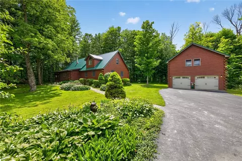 4558 Sage Rd, Middlebury, NY 14569