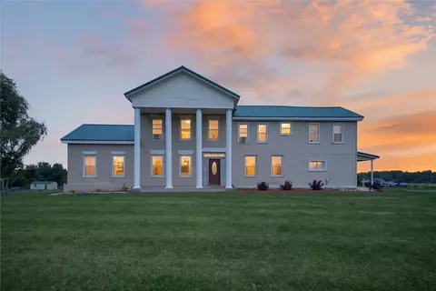 2590 Tileyard Rd, Phelps, NY 14532