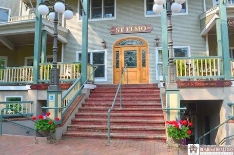 1 Pratt Ave #215, Chautauqua, NY 14722