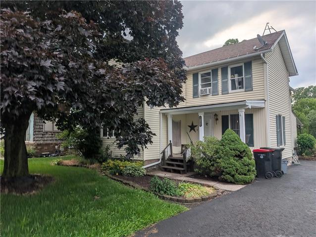 8133 State St, Royalton, NY 14067