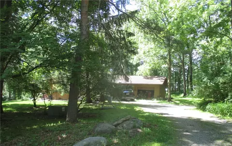 3560 Silvernail Rd, Bloomfield, NY 14469