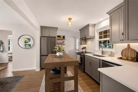 Kitchen - 430 Cooper Rd, Irondequoit, NY 14617 photo 7 of 7