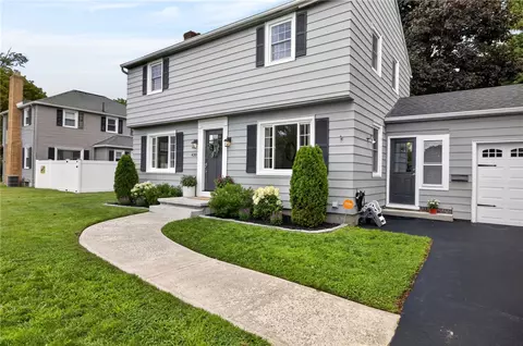 Exterior - 430 Cooper Rd, Irondequoit, NY 14617 photo 3 of 10