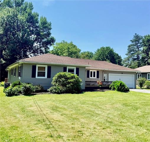 523 Westside Dr, Chili, NY 14624