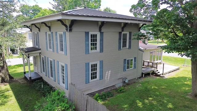 31 Hollister St, Starkey, NY 14837