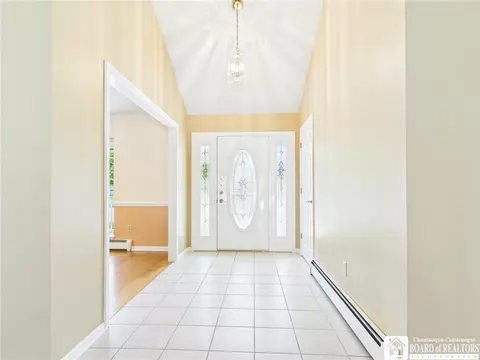 2 Woodview Ct, Olean, NY 14760 photo 3