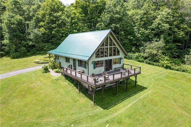 2393 E Brook Rd, Walton, NY 13856