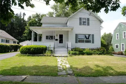 55 N Maple St, Warsaw, NY 14569