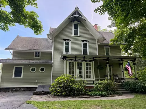 1607 Pennsylvania Ave, Southport, NY 14871