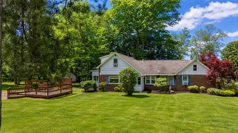 2 Chenango Ave, Sherburne, NY 13460