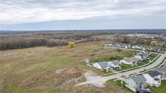 100 Club House Dr, Chili, NY 14428