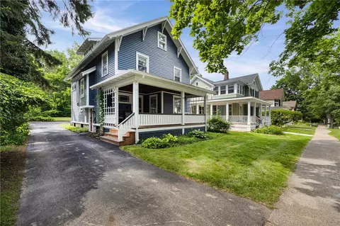 17 Washington Ave, Pittsford, NY 14534