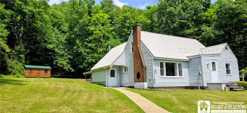 6476 Limestone Run Rd, Carrollton, NY 14753