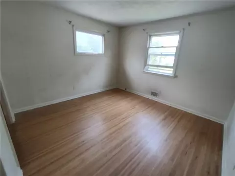 Bedroom - 35 Caren Dr, Irondequoit, NY 14622 photo 2 of 4