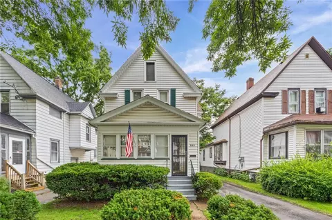 380 Sawyer St, Rochester, NY 14619