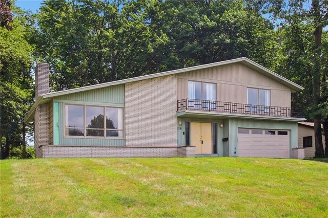 216 Somerworth Dr, Greece, NY 14626