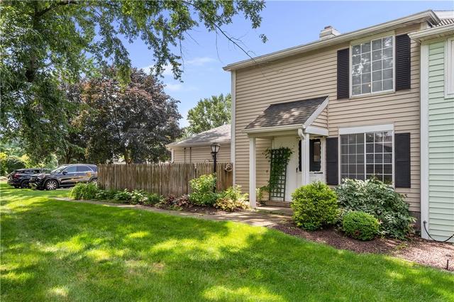 10 Greenway Blvd, Riga, NY 14428