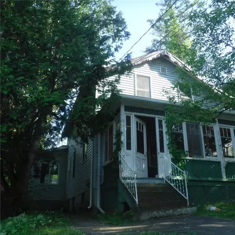 31 W Main St, Attica, NY 14011