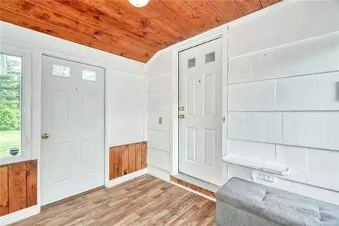 19 Loderdale Rd, Gates, NY 14624 photo 28