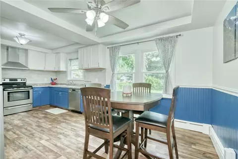 19 Loderdale Rd, Gates, NY 14624 photo 8