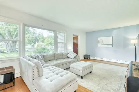 19 Loderdale Rd, Gates, NY 14624 photo 6