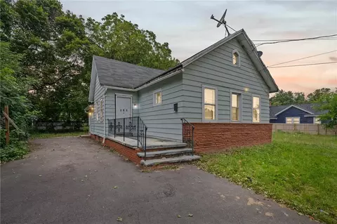 181 Myrtle St, Rochester, NY 14606